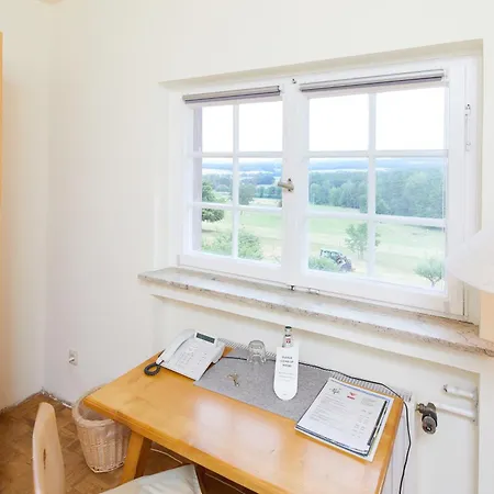 Tagungshotel Wiesenhaus * Kuenzell